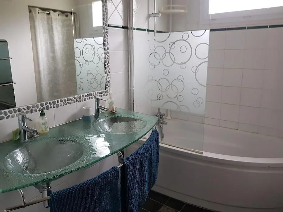 Villa Familiale Dans Un Quartier Residentiel Saint-Raphael  Saint-Raphael (Var)